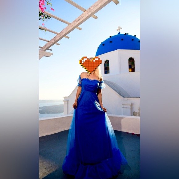 Elegant dress one time used for shooting - Picture 15 of 16